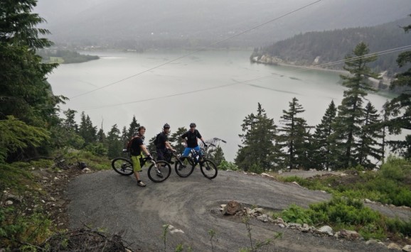 mountain biking in vancouver