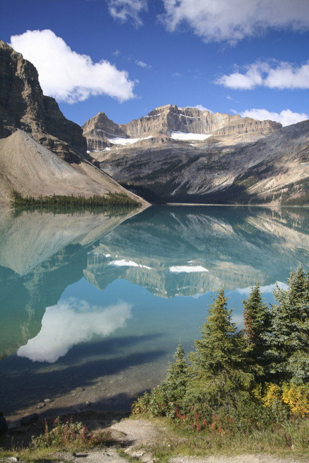 Bow Lake at the Banff National Park