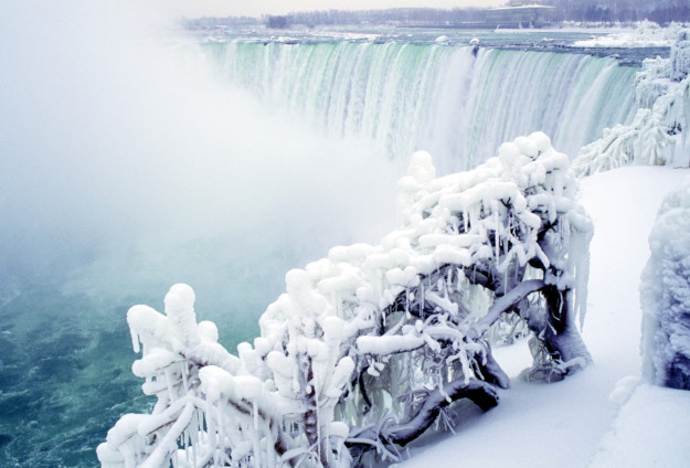 View of Niagara Falls in winter with snow