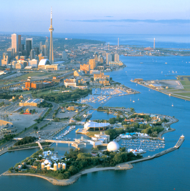 aerial view of Toronto Island
