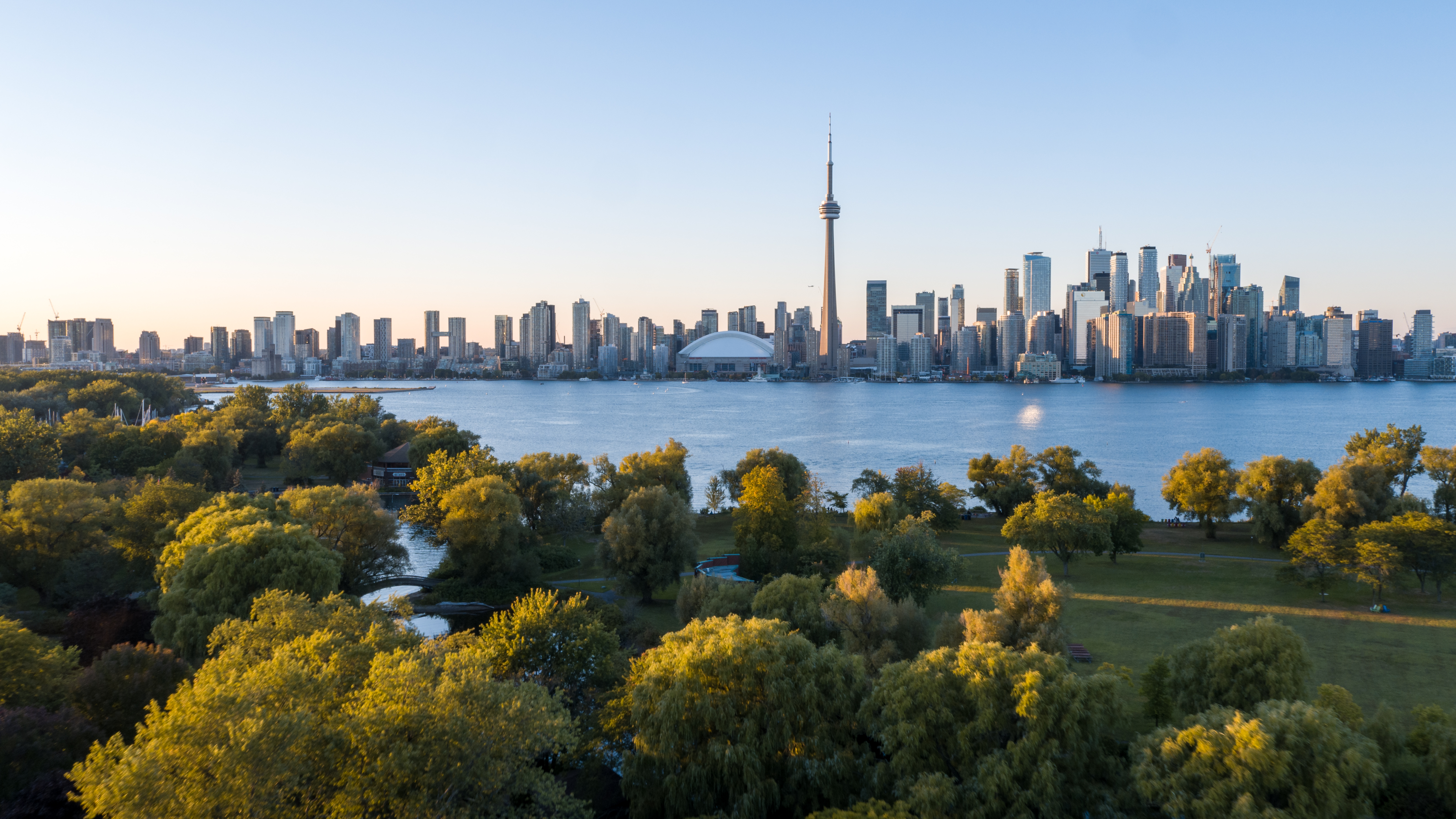 A view of the Toronto skyline from the Toronto Islands