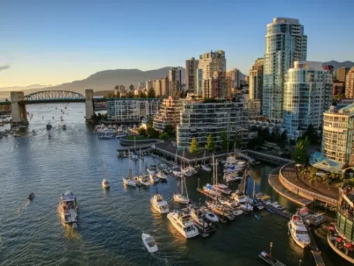 iStock-612004360_Vancouver.jpg