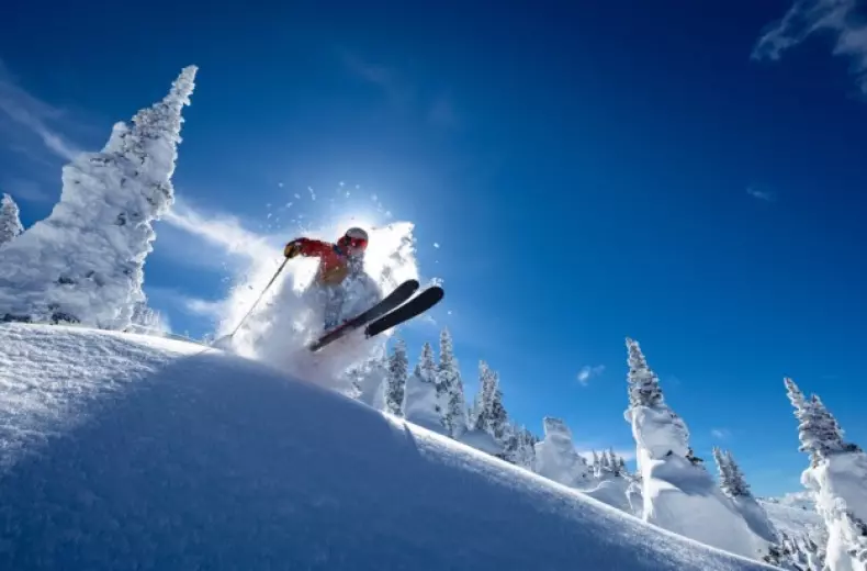 iStock-1309988966_skier_BC.jpg