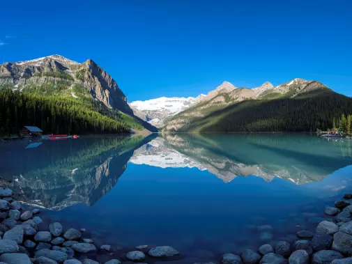 istock-1202427899_sunrise_lake_louise_banff_national_park_alberta.jpg