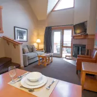 2 Bedroom With Loft Condo and Games Room