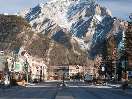 website-banner-early-morning-in-the-town-of-banff-banff-national-park-the-canadian-rockies-alberta-canada-north-america---141816744.jpg