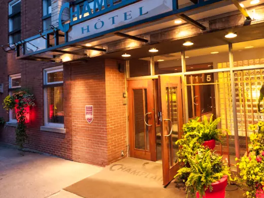 Hotel Champlain