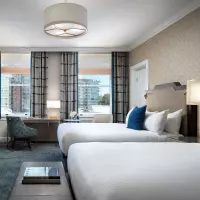 Fairmont City View Room