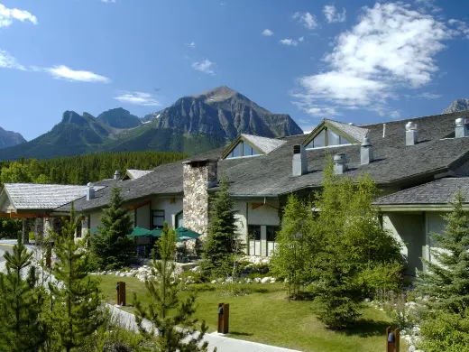 Lake Louise Inn