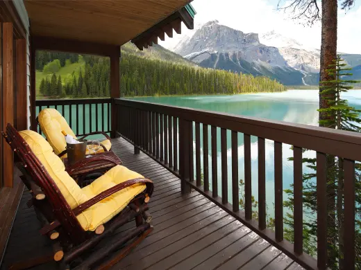 Emerald Lake Lodge